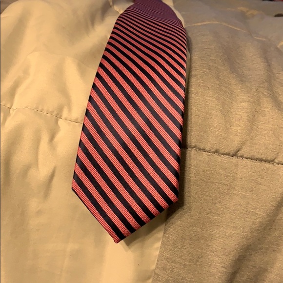 Nautica men’s striped pink/navy necktie - Picture 1 of 3